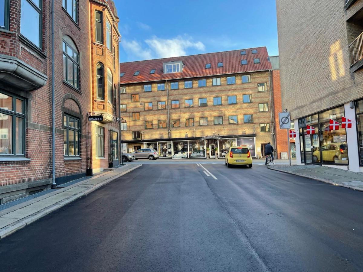 Aday - Central Cozy And Bright Apartment Aalborg Exterior photo